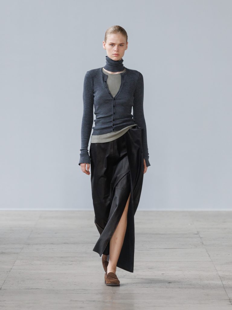 ssstein SS27 runway 3x4 look07