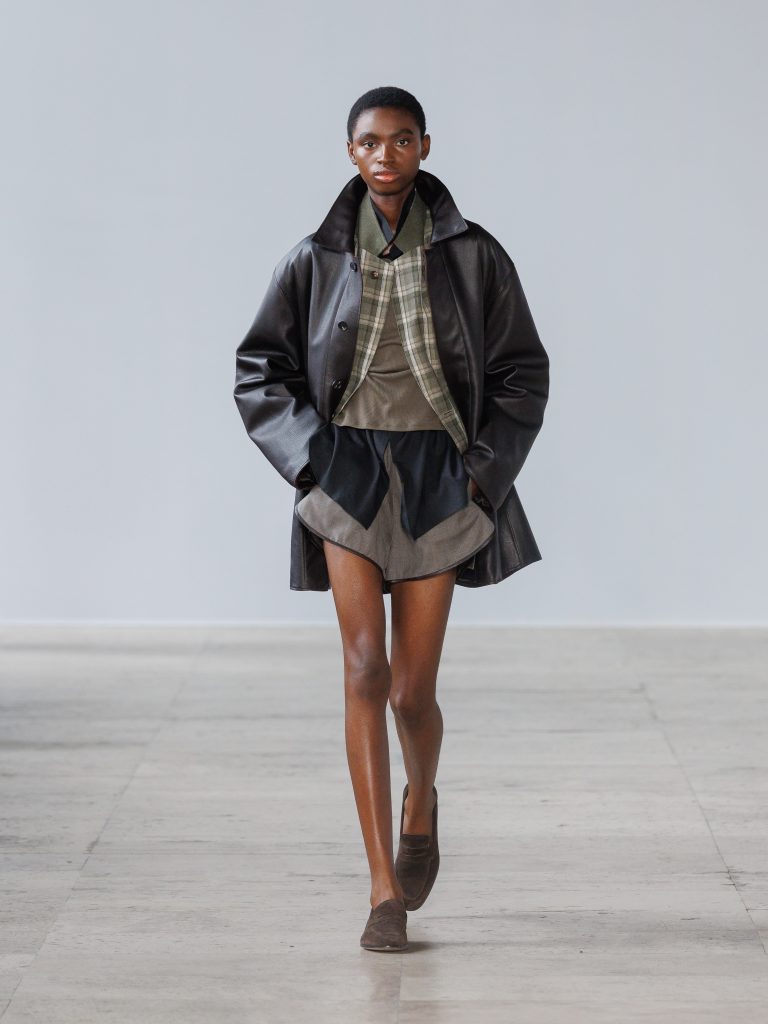 ssstein SS27 runway 3x4 look27