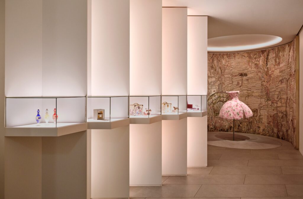 ディオール(Dior)、ジョナサン・アンダーソン時代を含む新たな回顧展をラ ギャラリー ディオールで開催 10 sub3 9