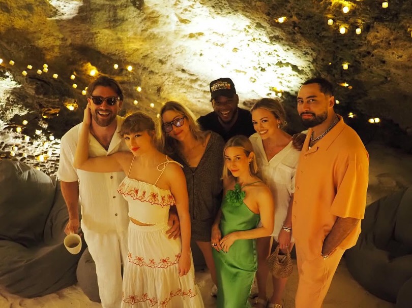 テイラー・スウィフト(Taylor Swift)とトラヴィス・ケルシーが結婚:ジョナサン・アンダーソンによるディオールのオートクチュールを着用 9 IMG 7616