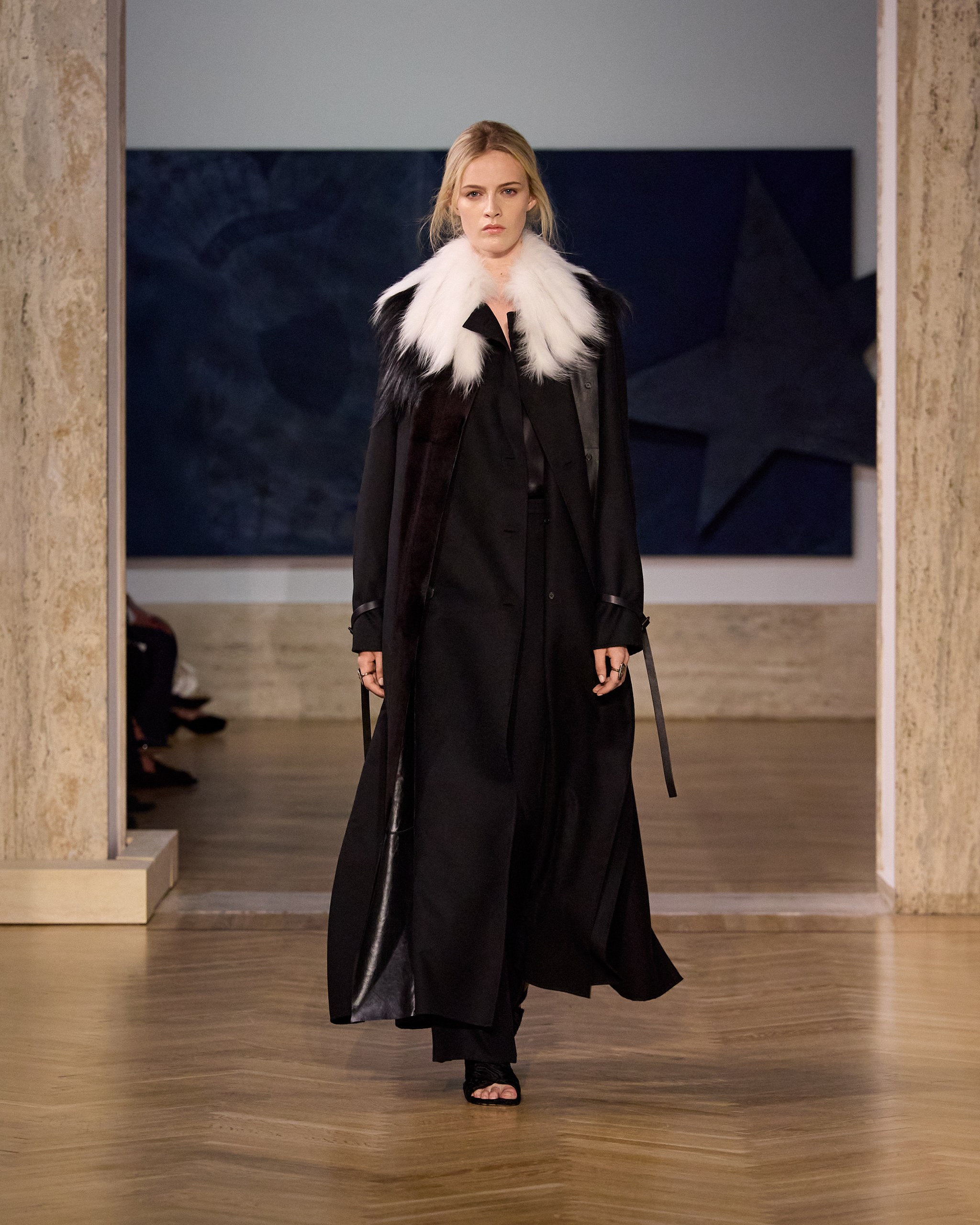 フェンディ(FENDI)、マリア・グラツィア・キウリによる初のオートクチュール・コレクションをローマで披露 25 フェンディ 2026-27年秋冬オートクチュール マリア・グラツィア・キウリ