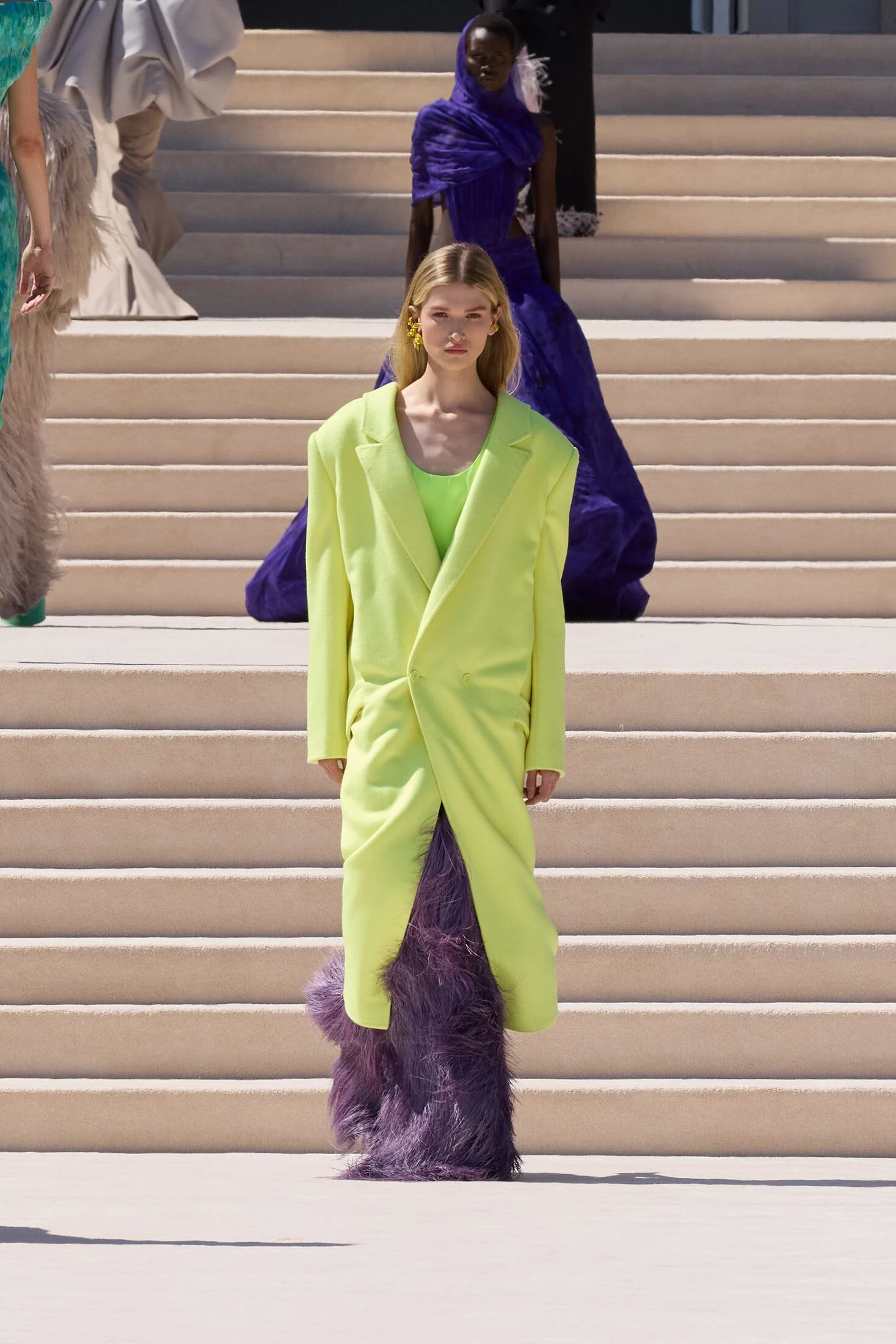 バレンシアガ(BALENCIAGA)2026-27年秋冬オートクチュール:ピッチョーリが築く、新たなクチュールの幕開け 11 バレンシアガ 2026-27年秋冬オートクチュール ルック