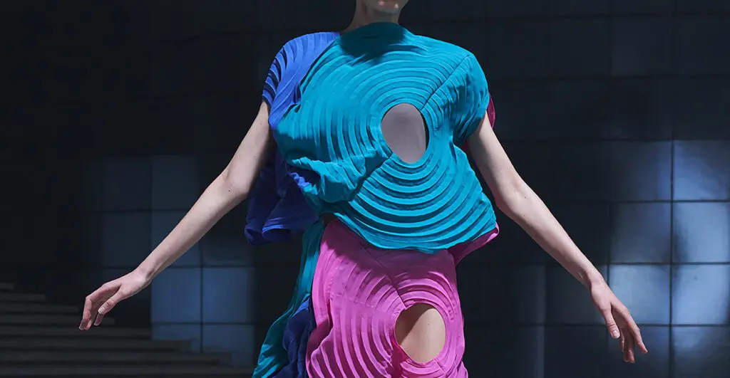 ISSEY MIYAKE SS2022 The Coral Reef of Architecture in Fashion