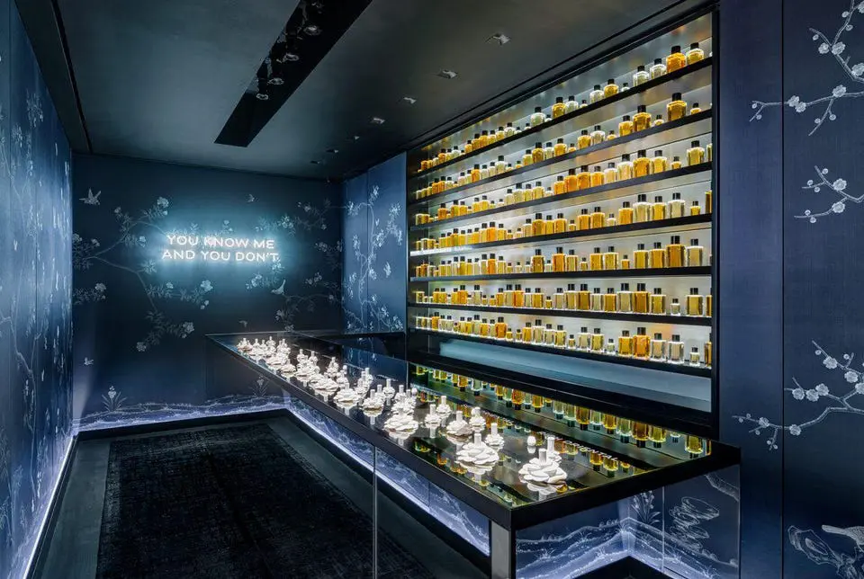 2023年6月 シャネルのビューティーストアがブルックリン、ウィリアムズバーグに新オープン 4 AtelierBeauteChanel Fragrance 1200x805 1