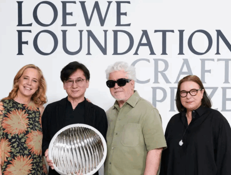 ロエベ(LOEWE)主催の国際的クラフト賞「LOEWE FOUNDATION Craft Prize 2025」にて、青木邦眞が大賞を受賞 1 LOEWE FOUNDATION Craft Prize 2025