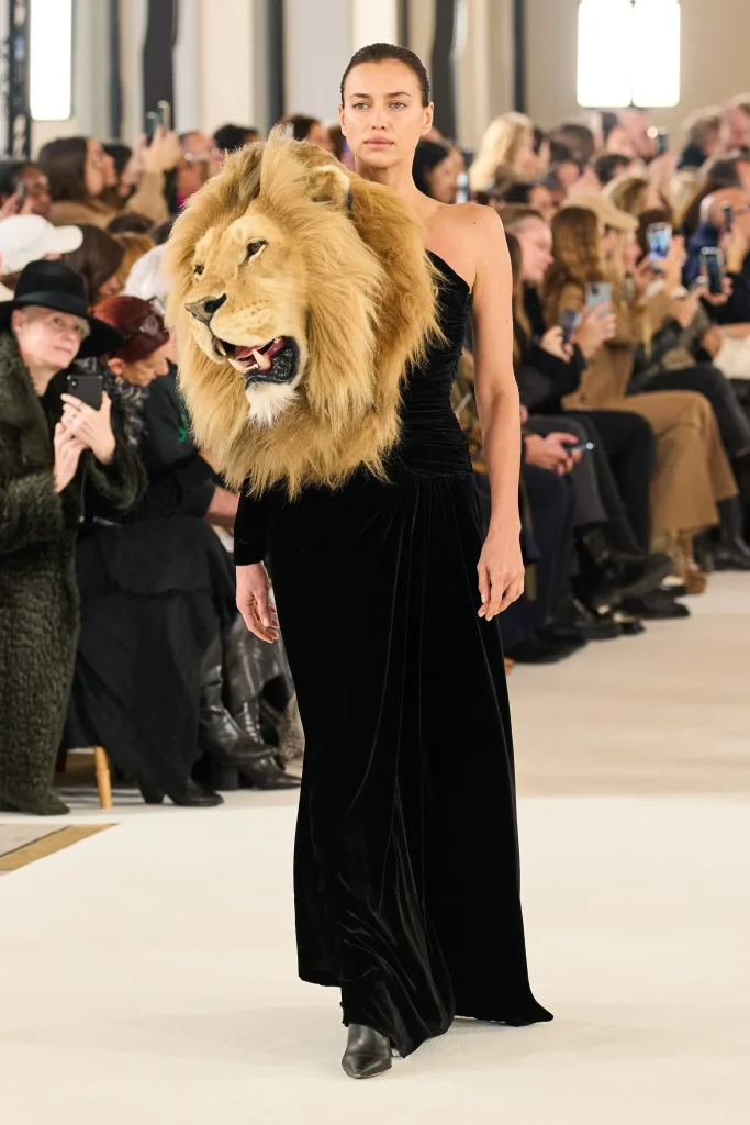 ドージャキャットとカイリージェンナー 衝撃的なルックでスキャパレリの会場沸かす 7 00015 schiaparelli spring 2023 couture gorunway