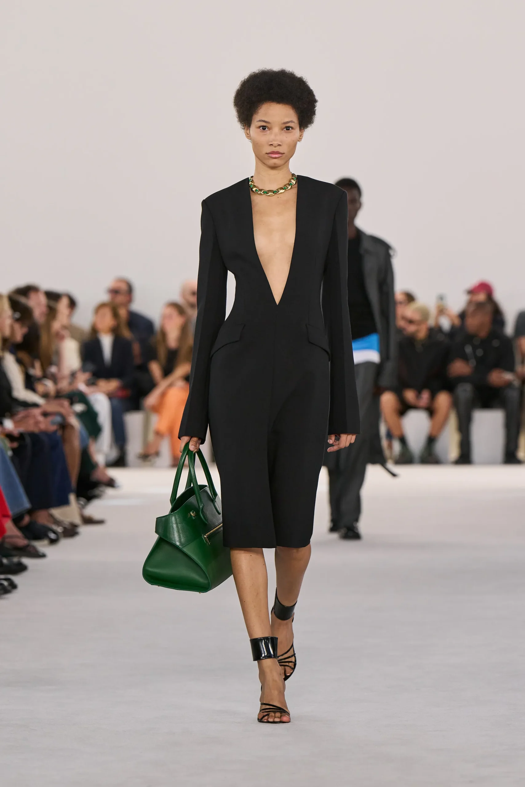 00049 Ferragamo Spring 2024 Ready To Wear   00049 Ferragamo Spring 2024 Ready To Wear Scaled.webp