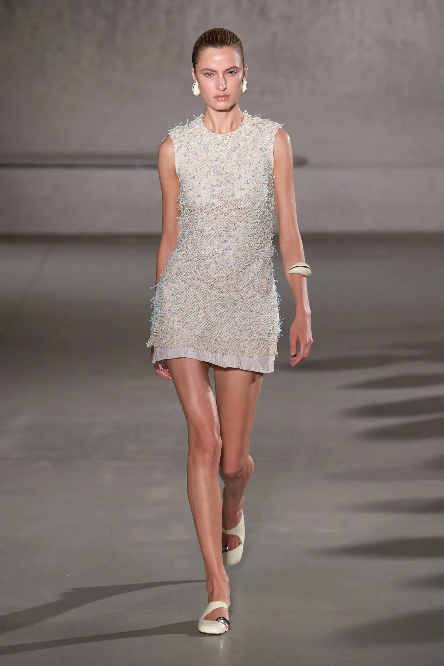 00032 Tory Burch Collection Spring 2024 Ready To Wear   00032 Tory Burch Collection Spring 2024 Ready To Wear  Scaled.webp