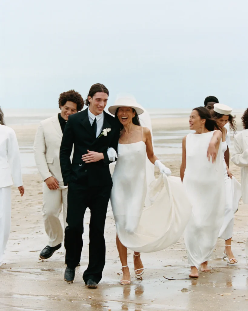 ジャックムス(Jacquemus)、メゾンの美学を反映したパリ本社の新オフィスを公開 11 OHP Jacquemus