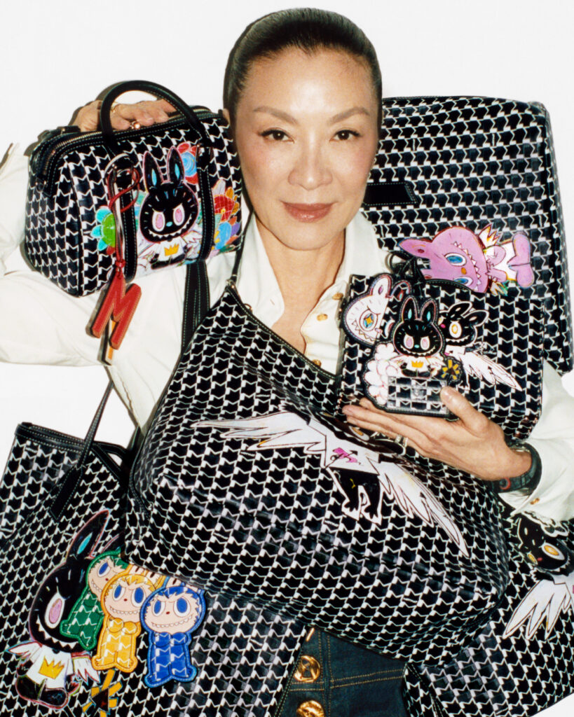 モワナ(Moynat)、カシン・ロンとのコラボで「ラブブ」を描いた限定コレクションを発売 10 MOYNAT KASING LUNG MICHELLE YEOH