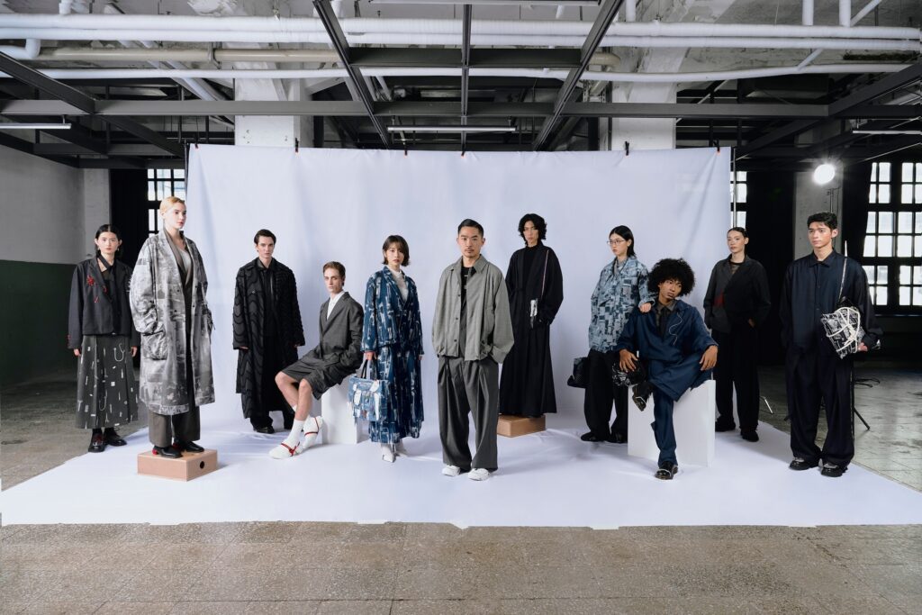 DYCTEAM x 化外之医 The Outlwa Doctor