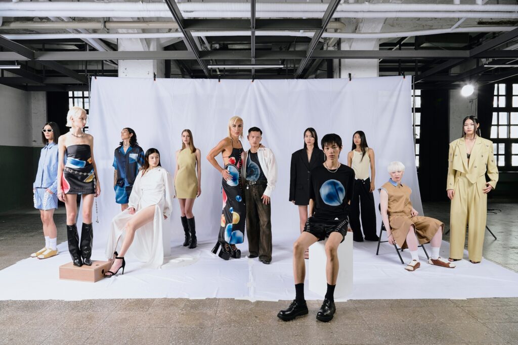 RAY CHU x 拜六禮拜（Holiday）