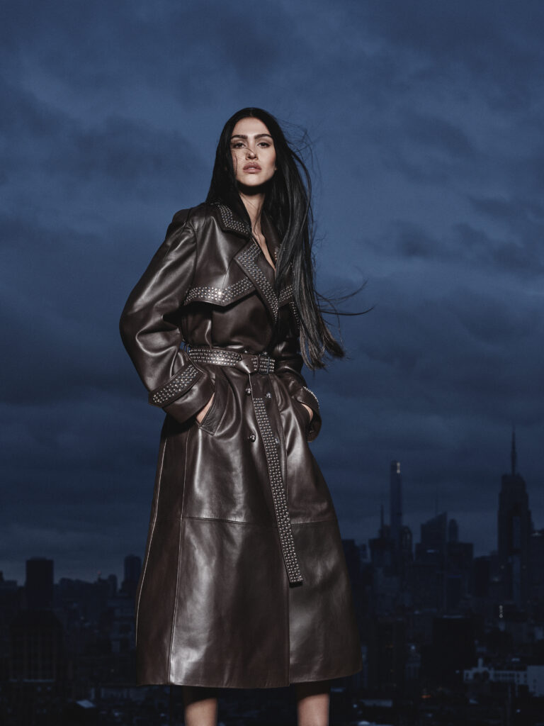 ザラ(ZARA)、ルドヴィック・ド・サン・セルナンと初のコラボコレクションを発表 9 251010 GVS ZARA Shot 07 202 v1 QC R300