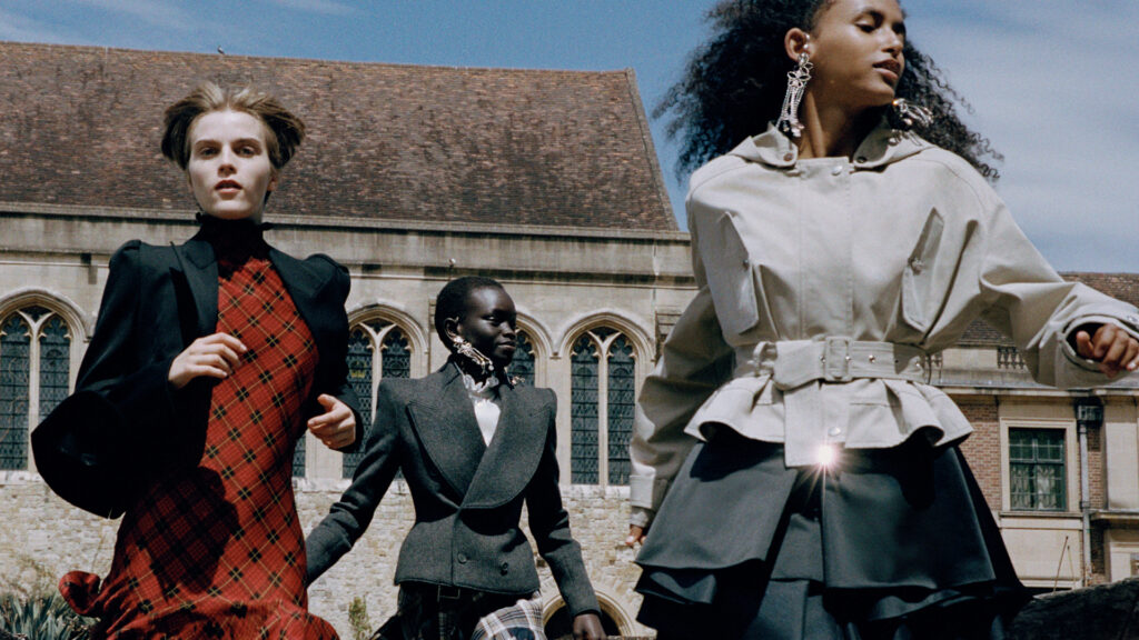 McQUEEN SS26 PRE CO HERO 1920 X 1080 22