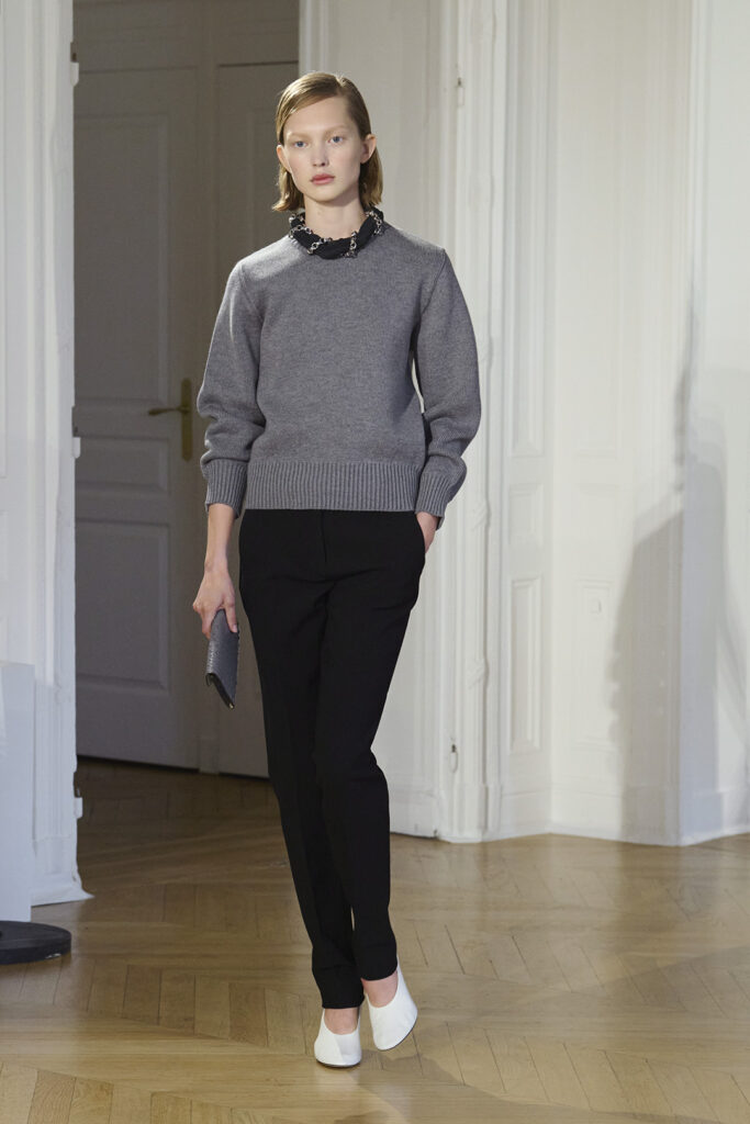 2x3 TOTEME FW26 RUNWAY LOOK24