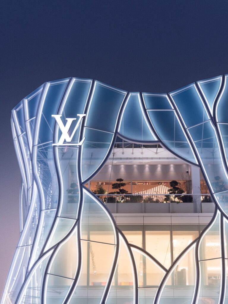ルイ ヴィトン(Louis Vuitton)、北京の三里屯に日本人建築家の青木淳が手がけた新旗艦店をオープン 11 LV7