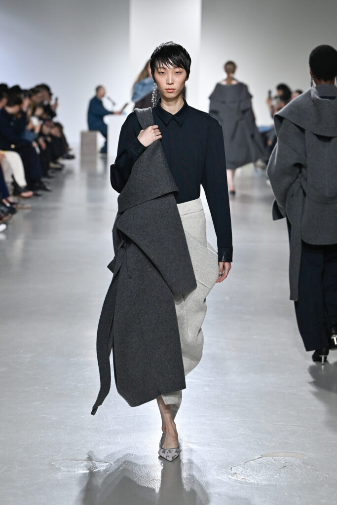 CFCL VOL.12 FW2026 Look03