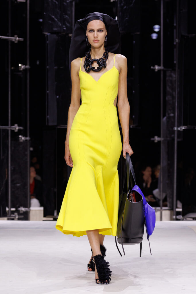 GIVENCHY FW26 WOMAN SHOW LOOK 13