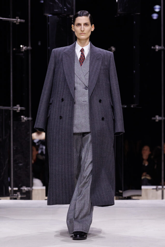 GIVENCHY FW26 WOMAN SHOW LOOK 14