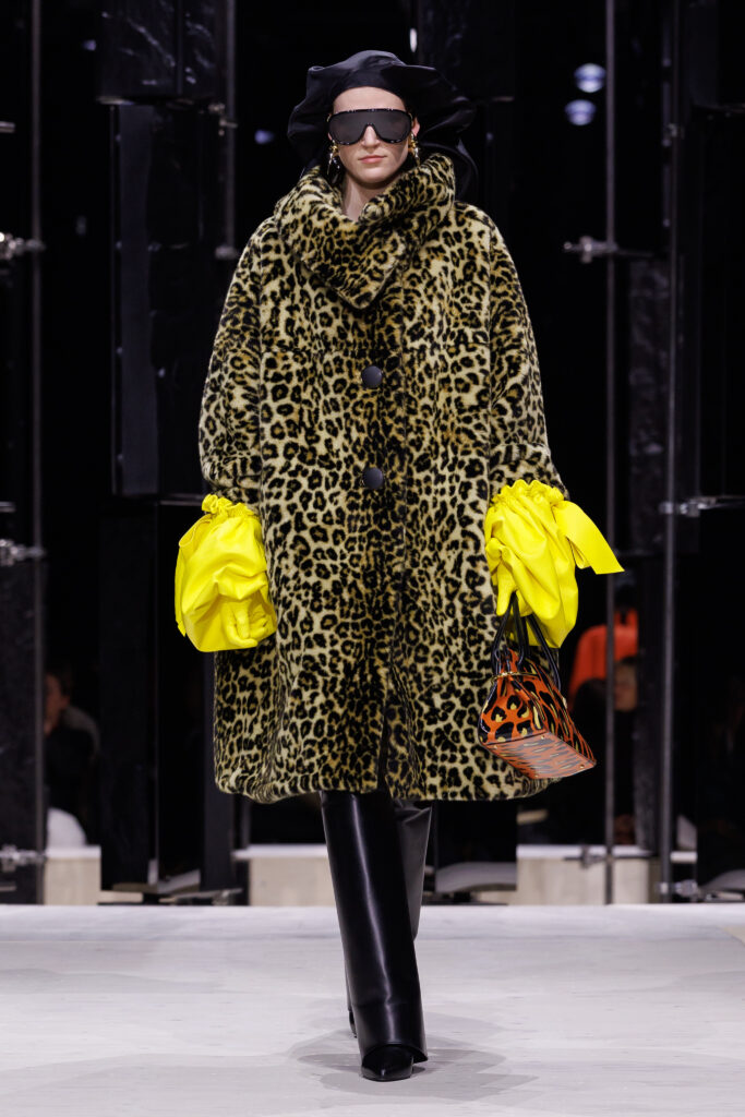 GIVENCHY FW26 WOMAN SHOW LOOK 25