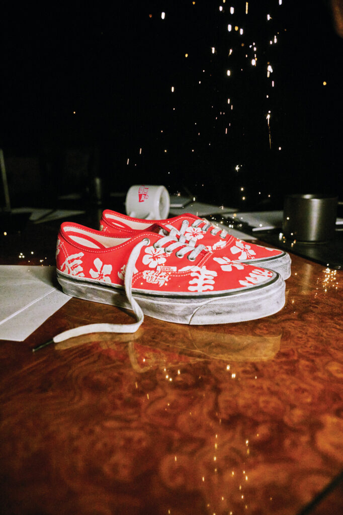 SP26 Lifestyle Authentic OffBody Boardroom VN000DB8CYK 1184