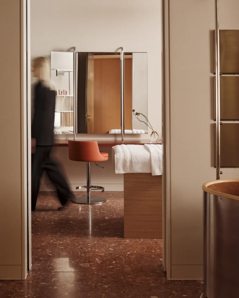 40 Duke beauty suits