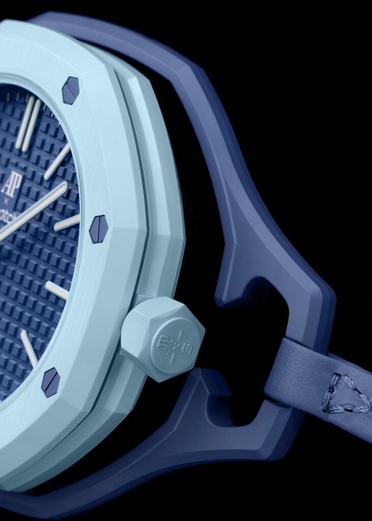 オーデマ ピゲ(Audemars Piguet)× スウォッチ(Swatch)コラボ「Royal Pop」:発売日・価格・販売店舗・全8モデルを徹底解説 33 sc01 26 Bioceramic Royal Pop LAN BA Close up CLIP HD