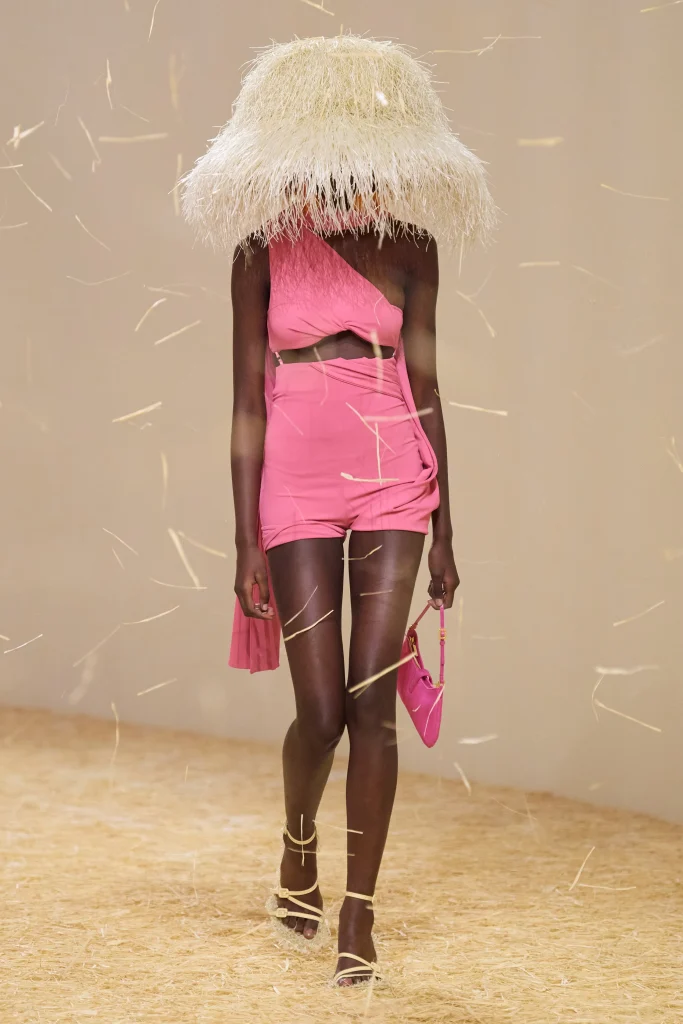 00024 jacquemus spring 2023 ready to wear credit gorunway 1