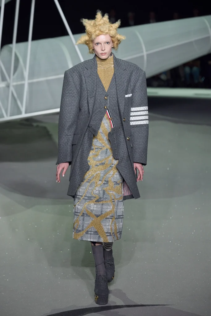 00002 thom browne fall 2023 ready to wear credit gorunway