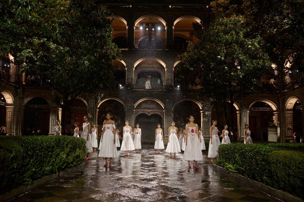 FINALE DIOR CRUISE 2024 @COLEGIO DE SAN ILDEFONSO