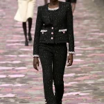 00006 chanel fall 2023 couture credit gorunway