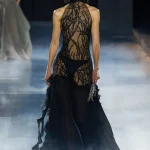 00045 alexander mcqueen spring 2025 ready to wear credit gorunway