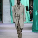 DT BURBERRY 2024 SS25 SEPTEMBER SHOW RUNWAY LOOK 15