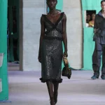 DT BURBERRY 2024 SS25 SEPTEMBER SHOW RUNWAY LOOK 19