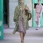 DT BURBERRY 2024 SS25 SEPTEMBER SHOW RUNWAY LOOK 26