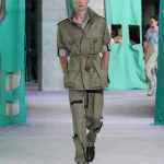 DT BURBERRY 2024 SS25 SEPTEMBER SHOW RUNWAY LOOK 34