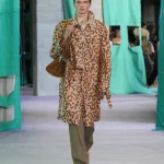 DT BURBERRY 2024 SS25 SEPTEMBER SHOW RUNWAY LOOK 37