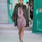 DT BURBERRY 2024 SS25 SEPTEMBER SHOW RUNWAY LOOK 46