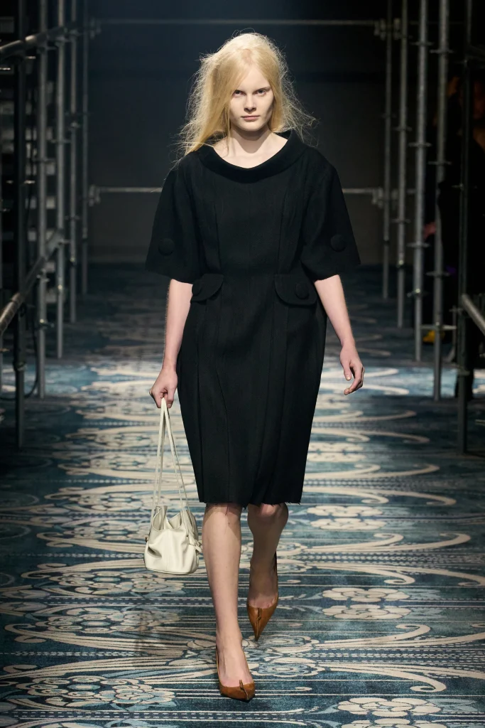 00002 prada fall 2025 ready to wear