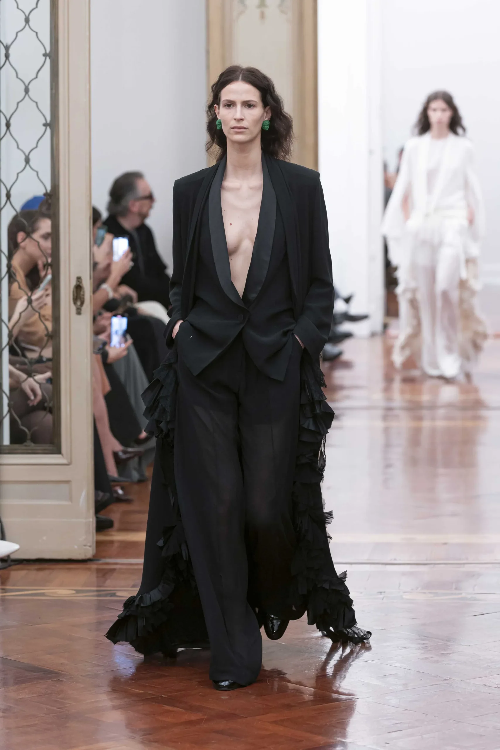 Alberta Ferretti Fall/Winter 2025 Collection – Oui Speak