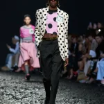 00011 moschino fall 2025 ready to wear