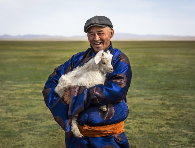 Loro Piana Launches Five-Year “Resilient Threads” Program to Support Mongolian Grasslands and Cashmere Production 1 Loro Piana