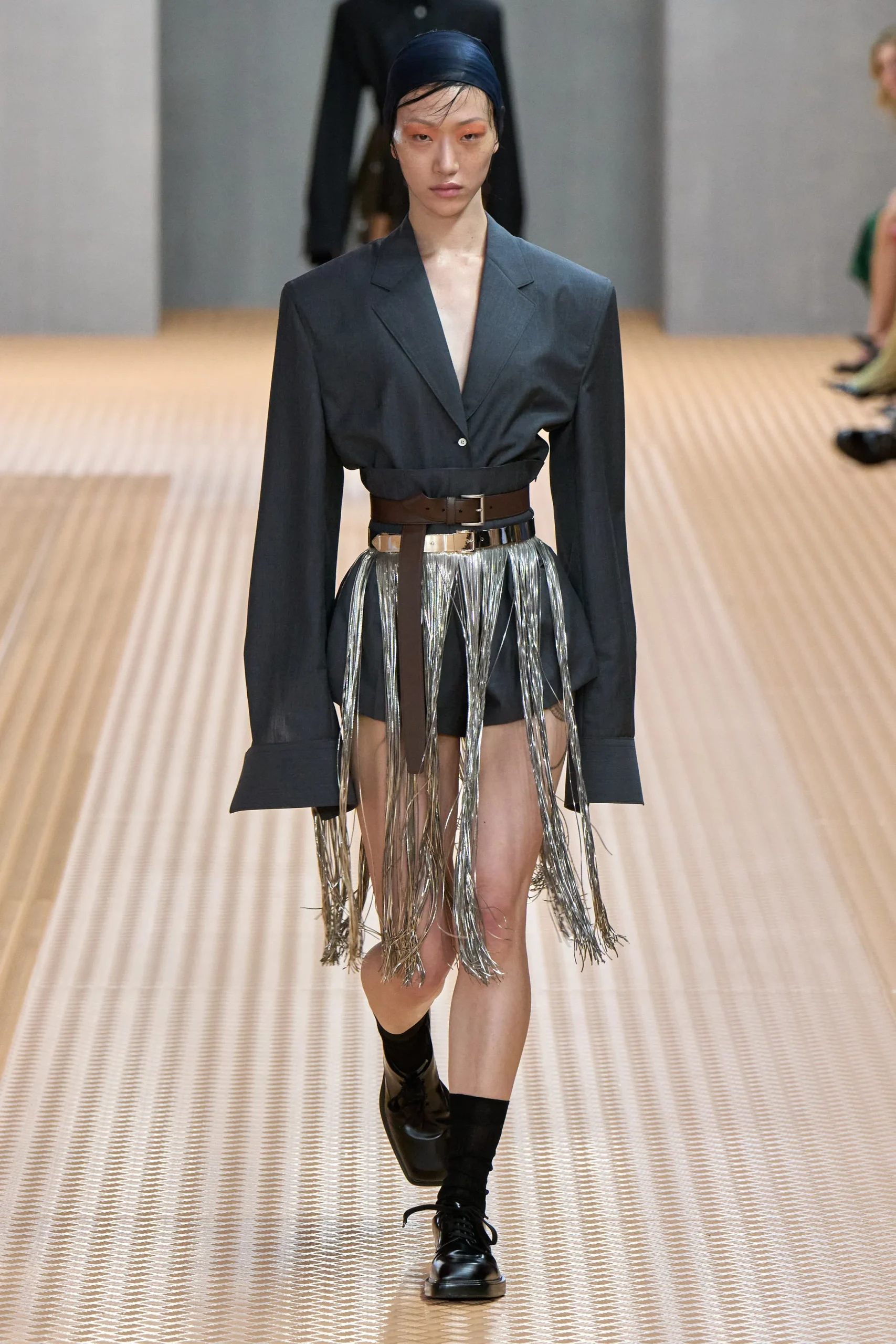 00044-prada-spring-2024-ready-to-wear