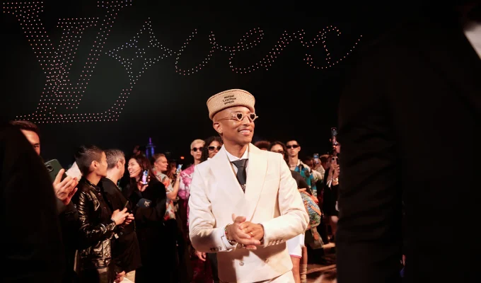 louis vuitton MEN PREFALL 2024 SHOW HONG KONG FINALE DI3
